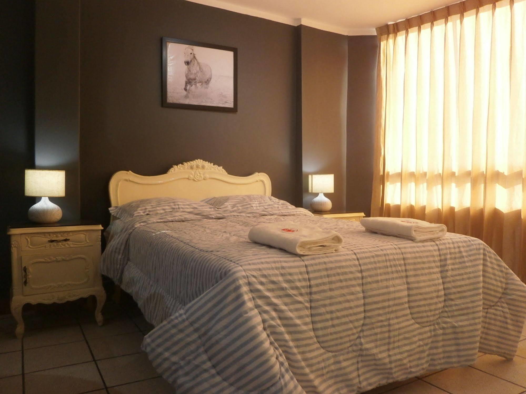 Strenua Santa Maria Suites Трухильо Экстерьер фото